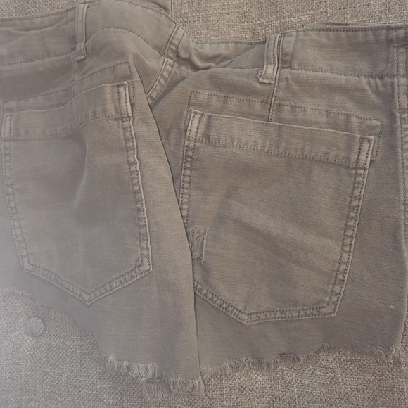 FP shorts - Picture 6 of 7